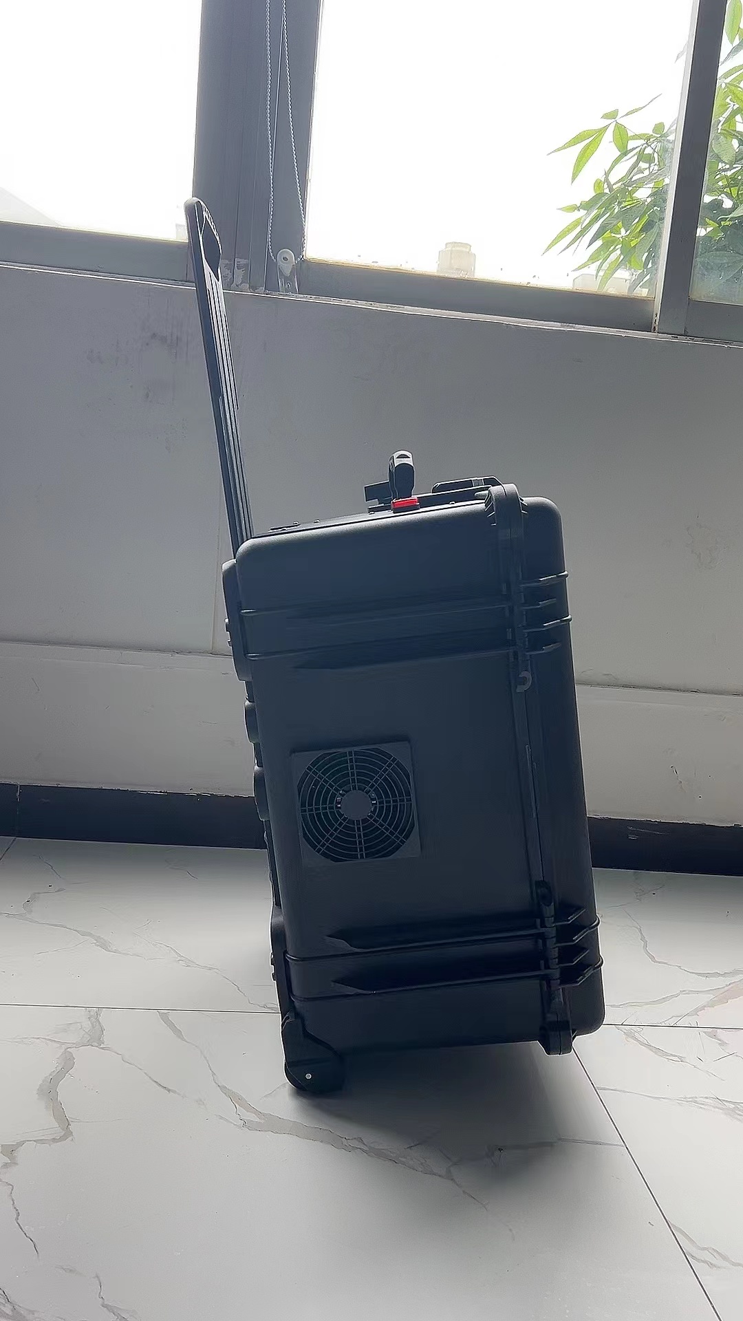 献县手拉箱型移动通信干扰器